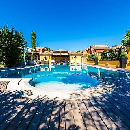 B&B Le Lanterne Casal Palocco Exteriör bild
