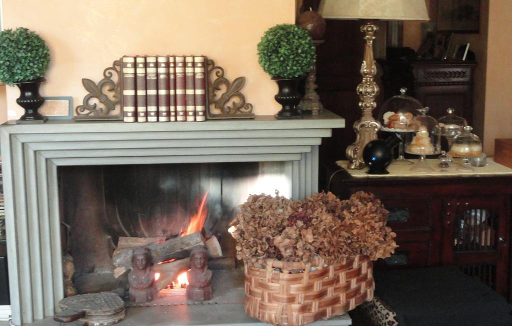 B&B Le Lanterne Casal Palocco Exteriör bild