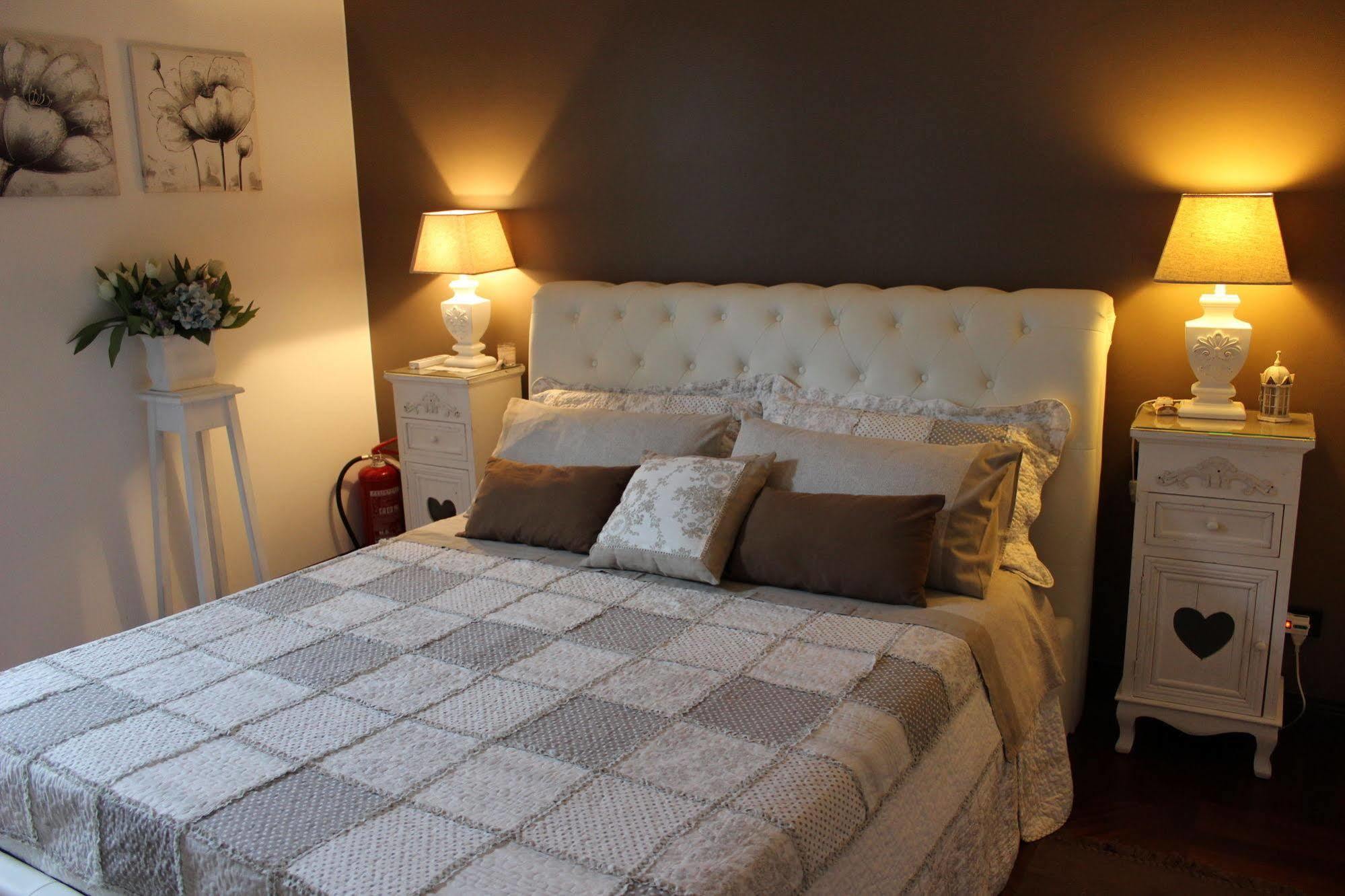 B&B Le Lanterne Casal Palocco Exteriör bild