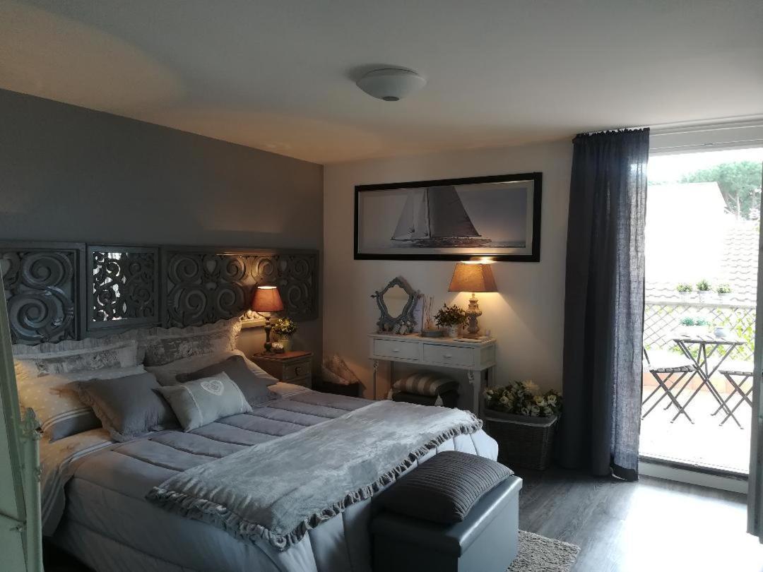 B&B Le Lanterne Casal Palocco Exteriör bild